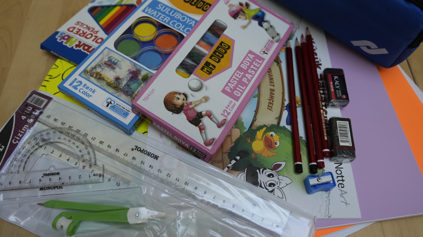 Kartal Belediyesi’nden İhtiyaç Sahibi Öğrencilere Kırtasiye Desteği (5)