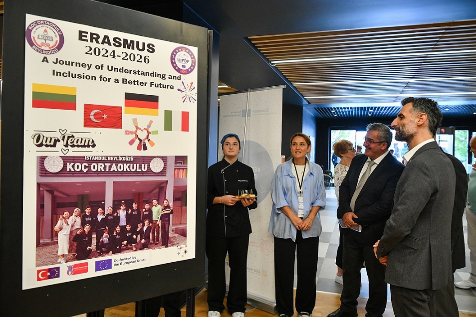 Beyli̇kdüzü’nde Kültürlerarasi Köprü Erasmus Days (4)