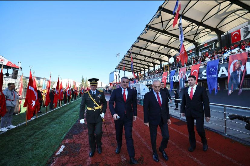 E643F384 81B7 407F Ab57 99A240D7Eb84