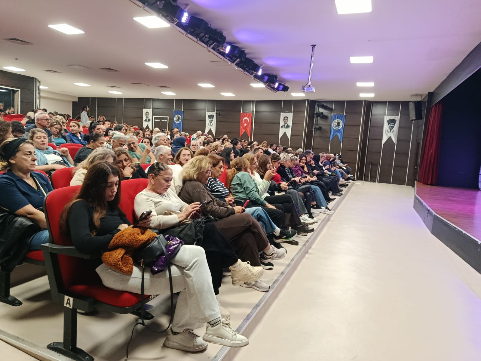 Kartallı Sanatseverler “Seni Alırsa Fırtına” Ile Mübadele Dönemine Yolculuk Yaptı (3) (1)