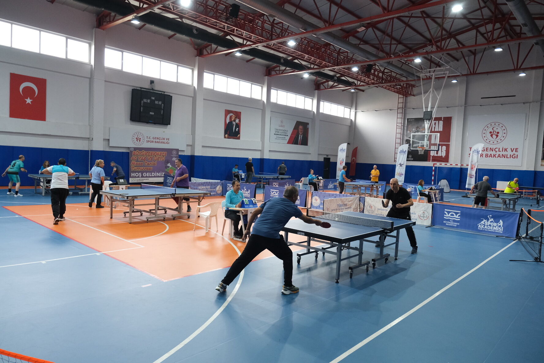 Büyükçekmece’de 40 Yaş Üstü Masa Tenisi Turnuvası Nefes Kesti