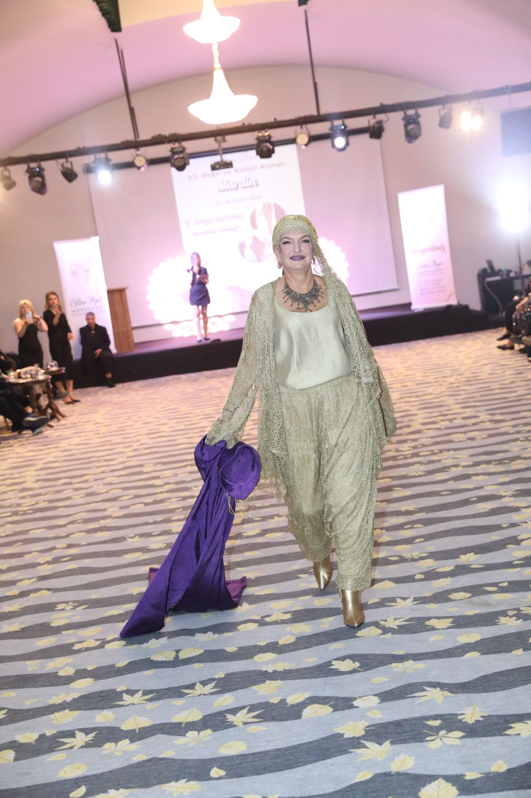 Ad687D5D 2Aec 4Cf3 858B D563A08De6B6