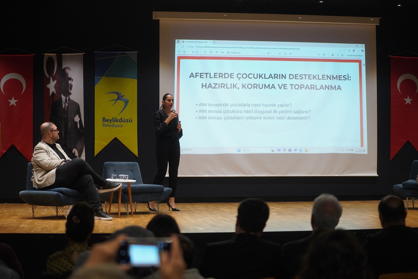 Afet Yöneti̇mi̇nde Kadin Ve Çocuk Odaği Konuşuldu (5)