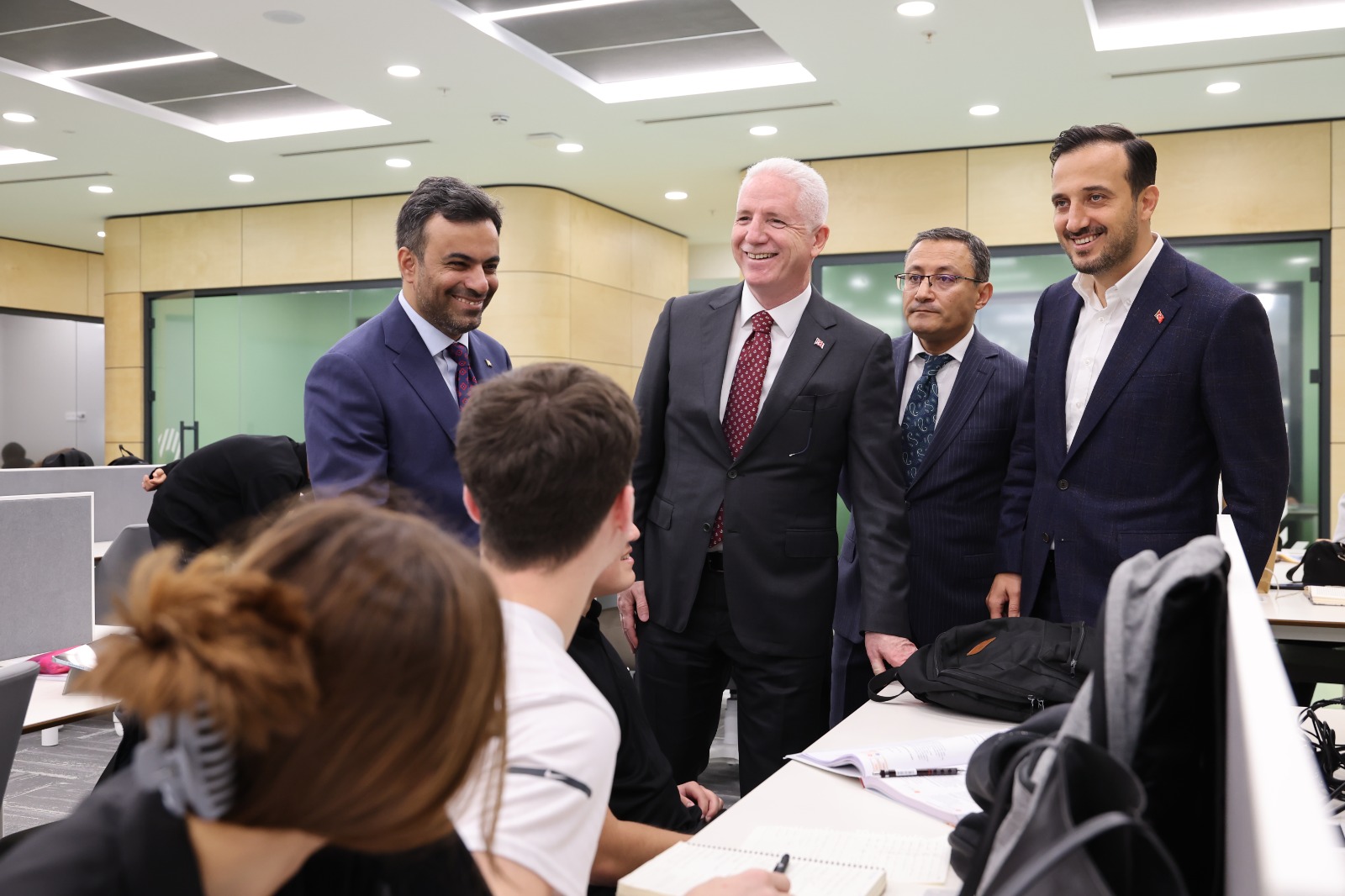 Bağcılar’da Nurullah Genç Etüt Merkezi Ve Kütüphanesi Hizmete Açıldı (3)