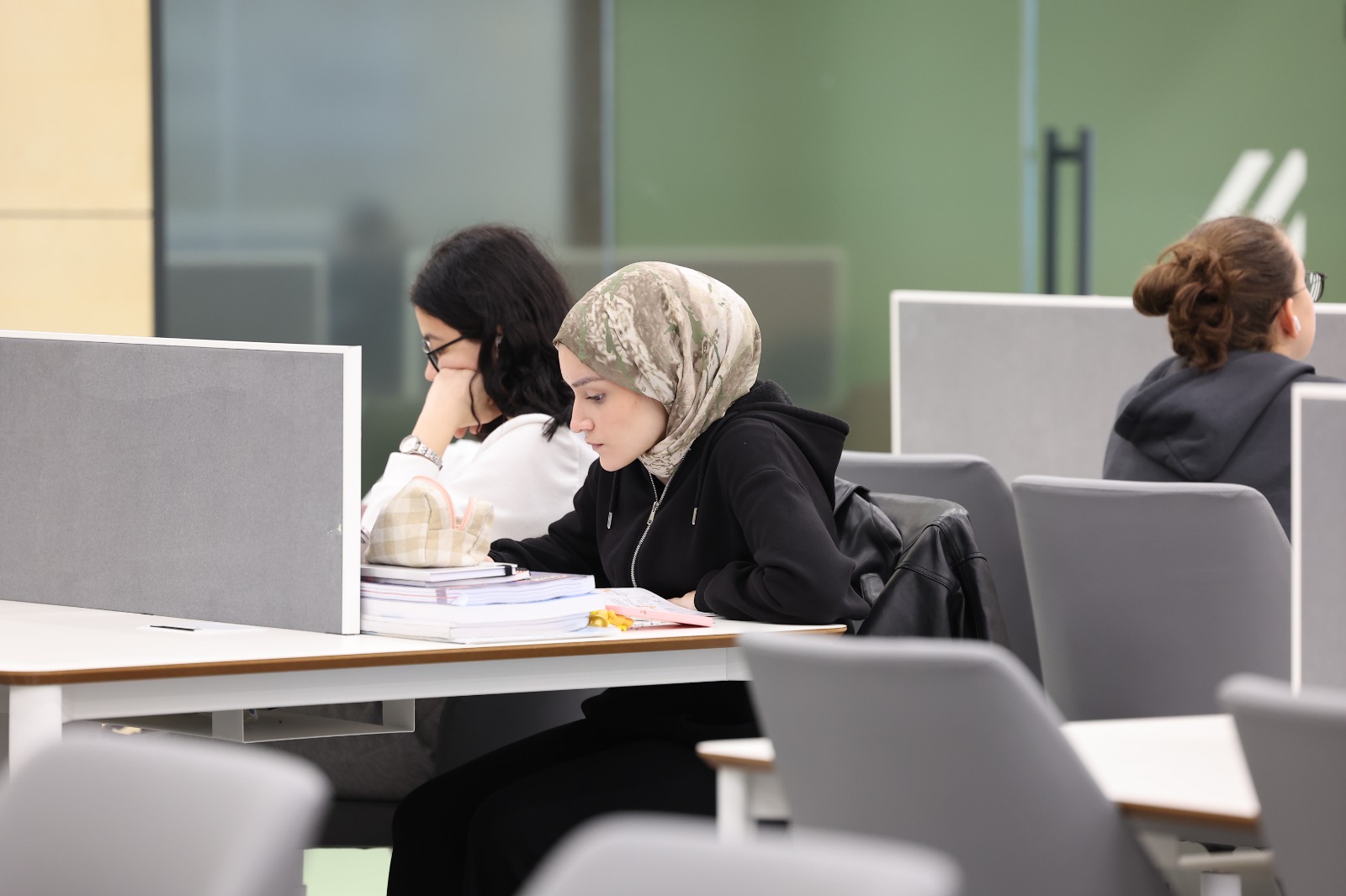 Bağcılar’da Nurullah Genç Etüt Merkezi Ve Kütüphanesi Hizmete Açıldı (6) (1)