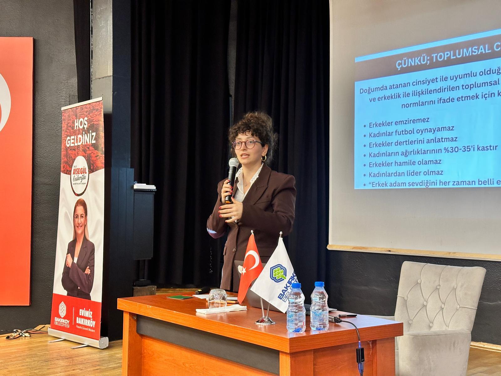 Bakirköy’de Kadinlarin Sesi̇ne Kulak Veren Söyleşi̇ (2)