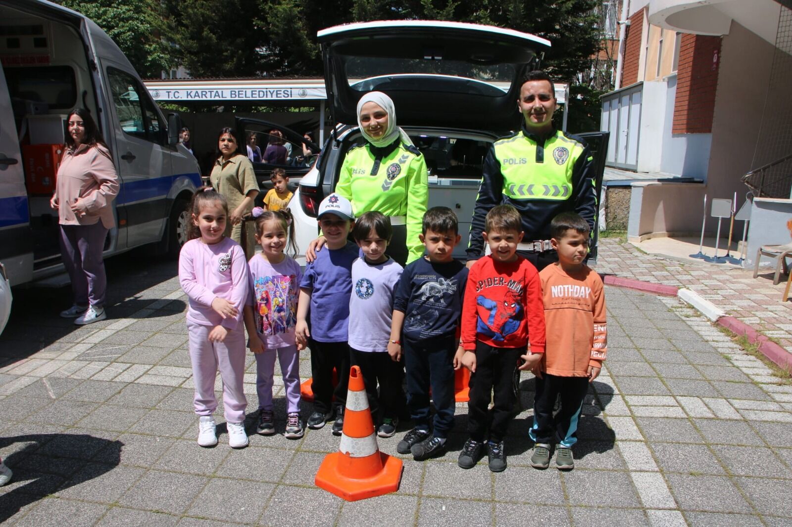 Kartallı Miniklere Hayat Kurtaran Eğitim