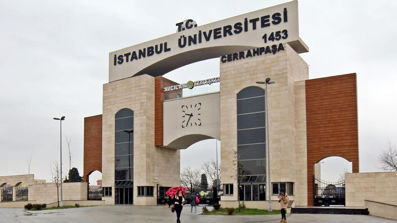 Cerrahpaşa'nın Yeni Rektörü Prof. Dr. Hüseyin Botanlıoğlu Oldu
